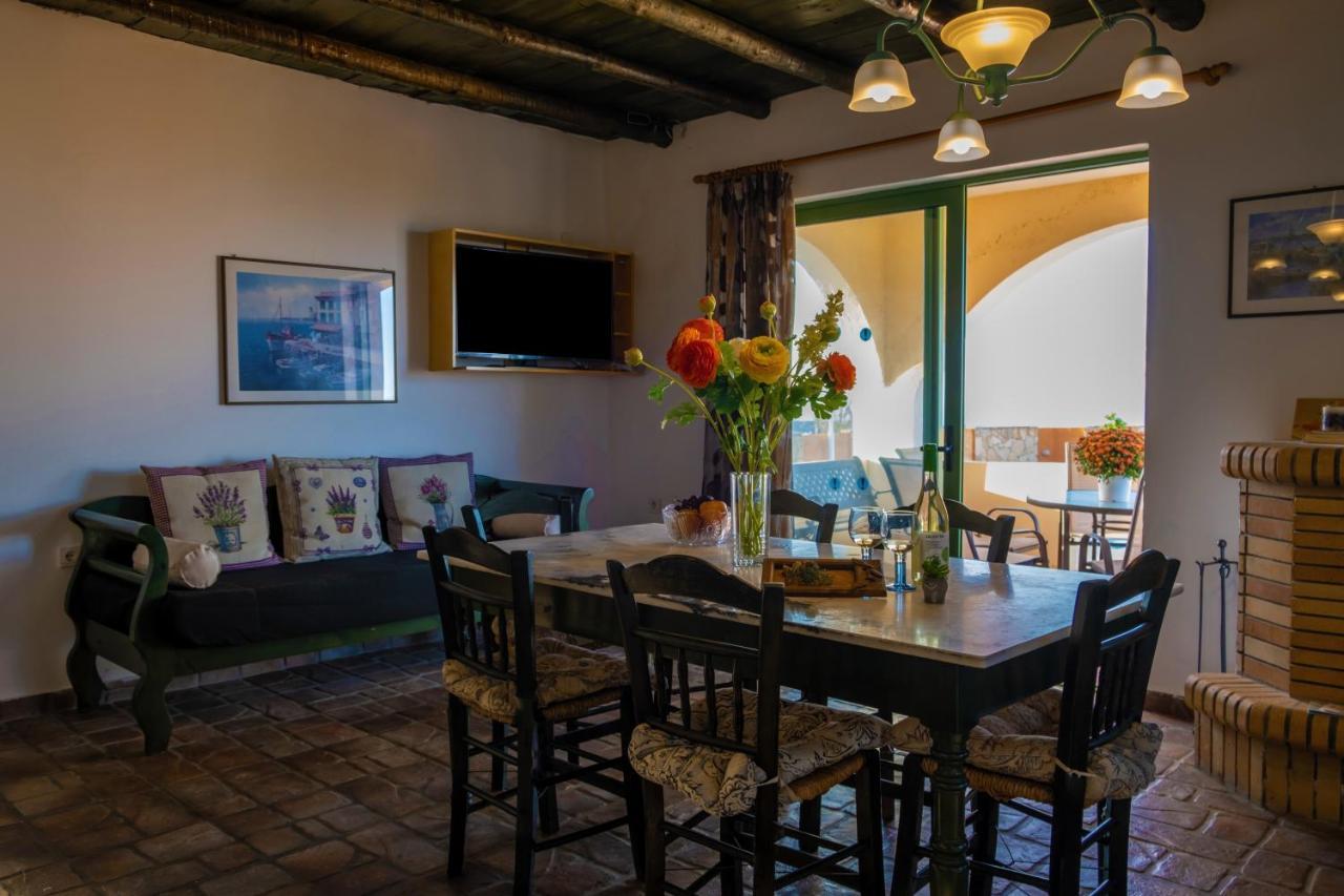 Villa Jokasta & Erato Chania  Kamer foto