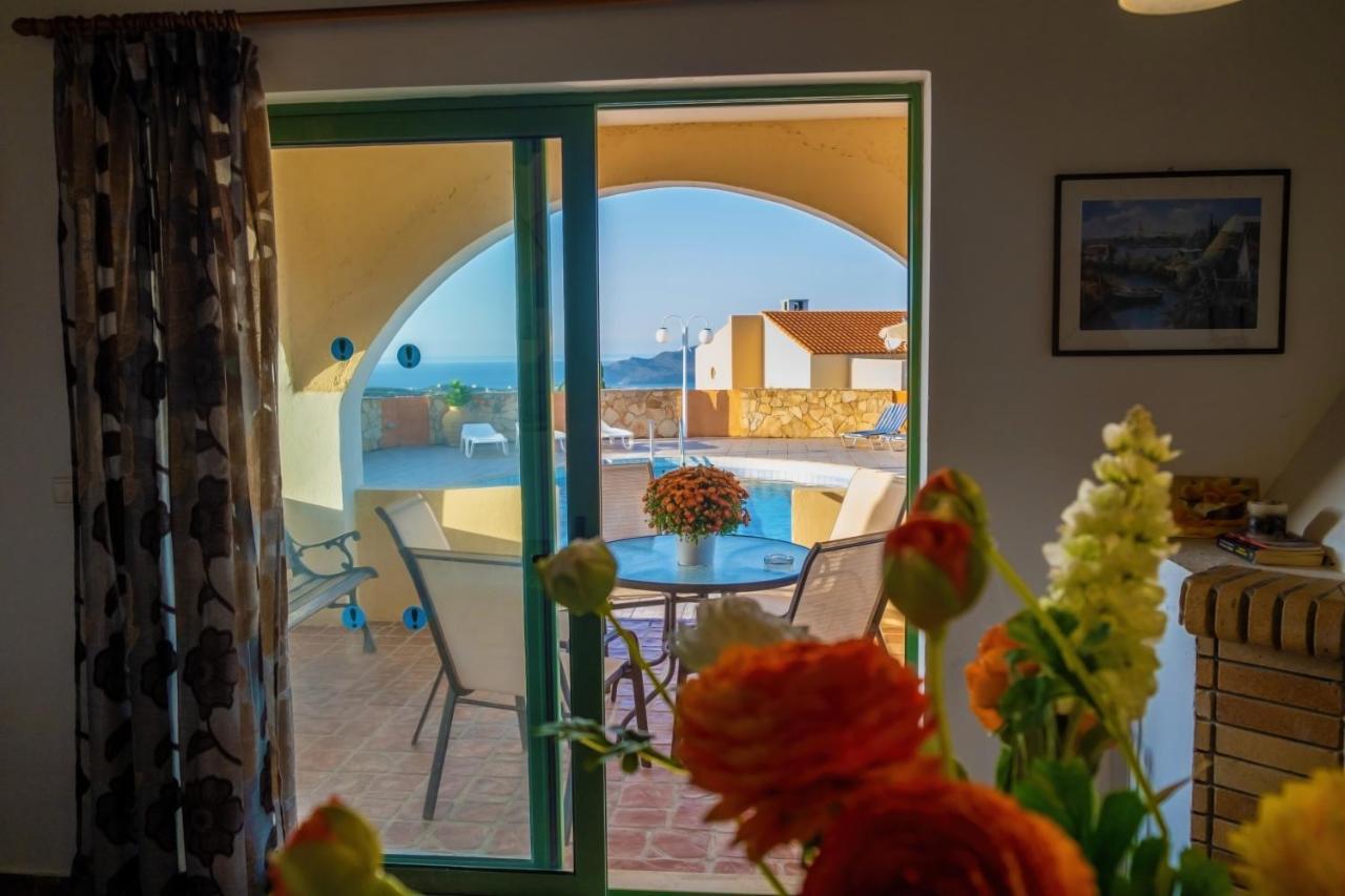 Villa Jokasta & Erato Chania  Kamer foto